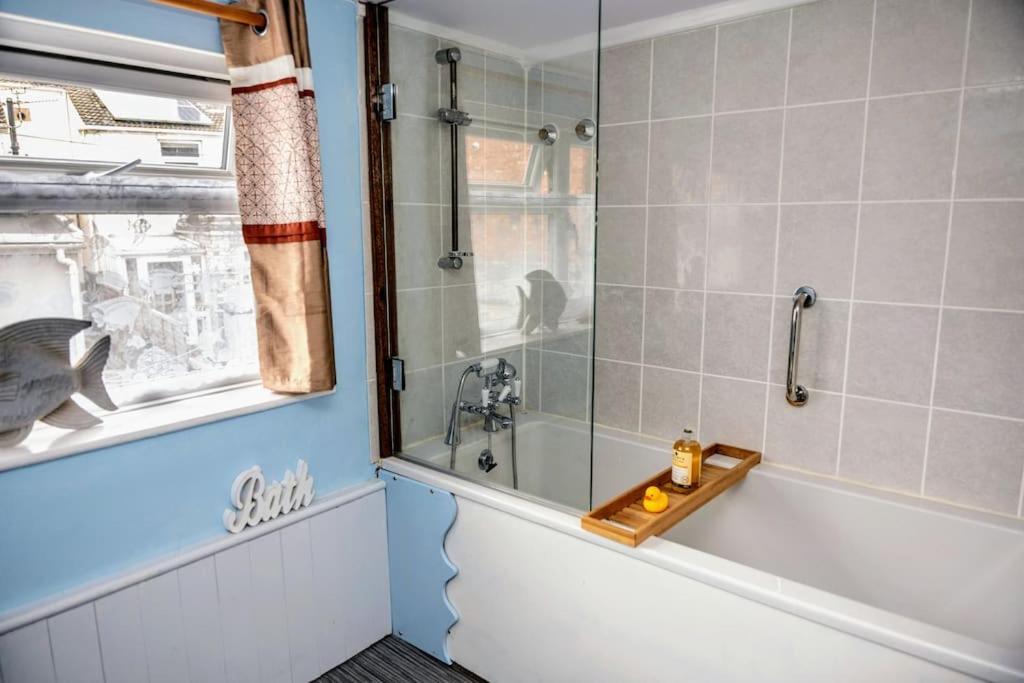Spacious Charming Cottage Near Lake And Sea Hornsea Exterior foto