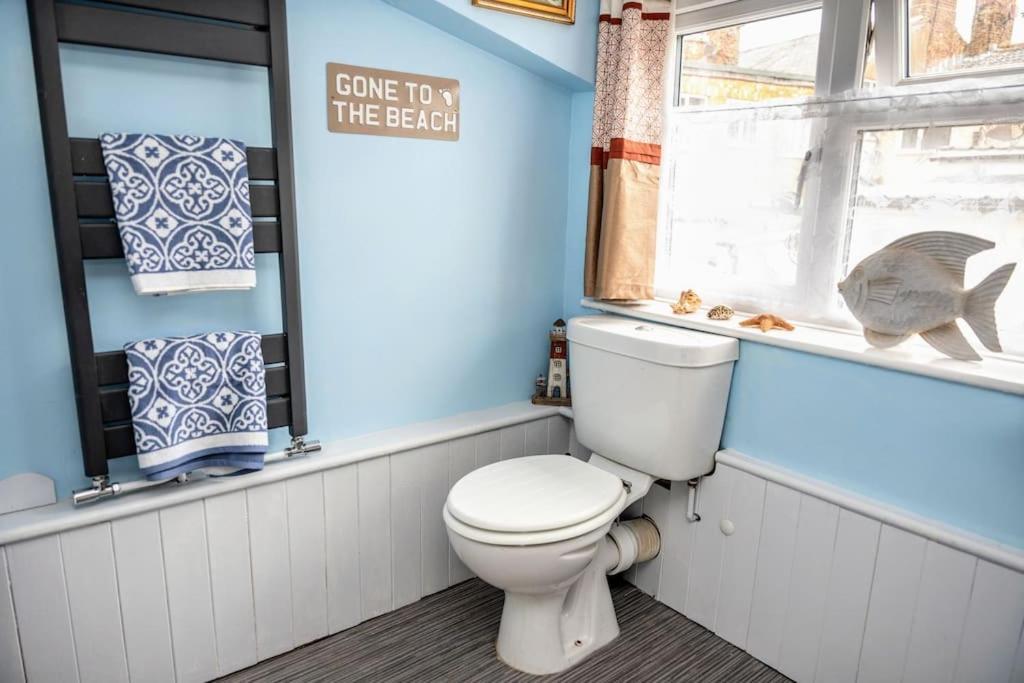 Spacious Charming Cottage Near Lake And Sea Hornsea Exterior foto
